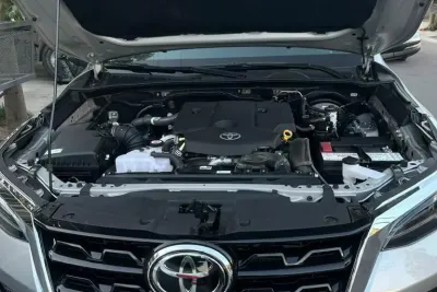 Toyota SW4