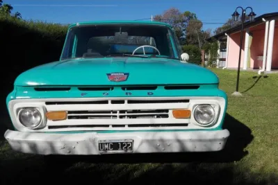 Ford F-100