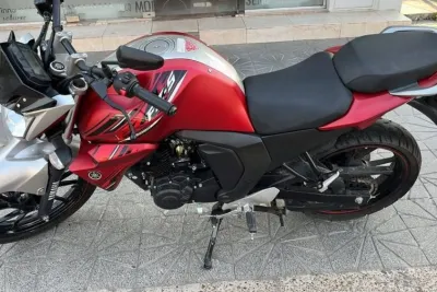 Yamaha Fz16
