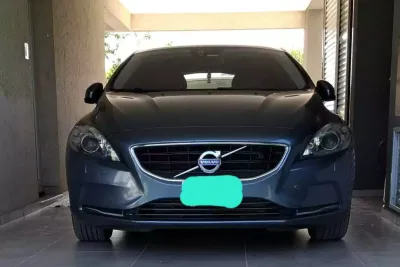 Otra Marca Volvo V40