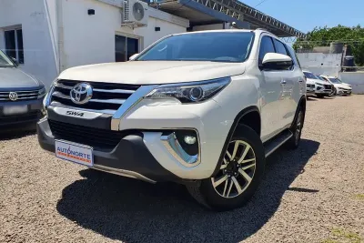 Toyota SW4