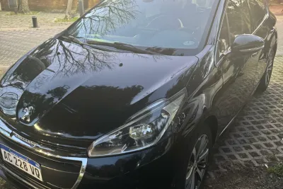 Otra Marca Peugeot 208