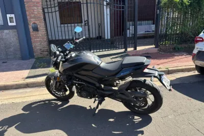 Bajaj Dominar